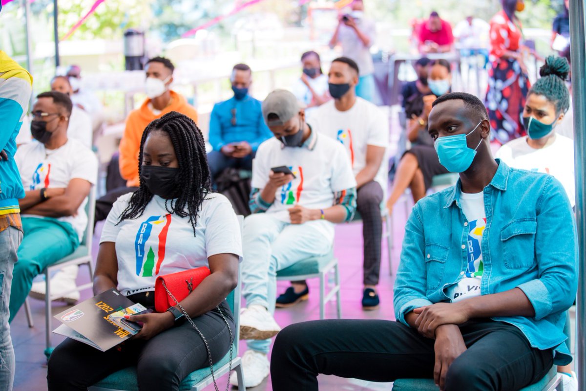 belle_fiba's tweet photo. Kigali,Rwanda - 20 étudiants ont participé à une table ronde sur l'entrepreneuriat, la communauté et le leadership
#BALTogether
@theBAL @BALinKigali @FGBB2020 @BballNaija @NewTimesRwanda @jean_djema @RiversHoopers @BleacherReport https://t.co/z0AQiEeIPb