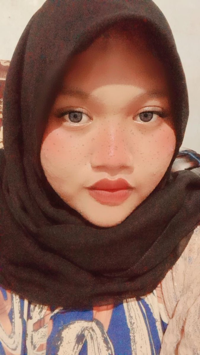 FaridaCah1's tweet photo. Happy birthday "Hwang Eunbi"
Happy birthday juga to me 🎉💜
Demi apa seneng banget birthday samaan sama SinB 😭 ommoo rindu #GFRIEND sekali lagi 
Happy birthday "Hwang Eunbi"
#24YEARSWITHOURLOVEABLESINB 
#여름의_시작은_신비와함께 https://t.co/Fxy2YsQBCp