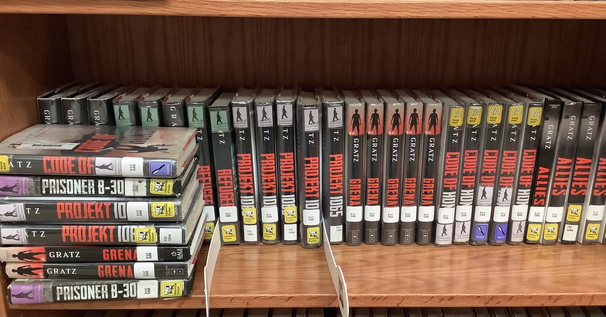 librarywsms's tweet photo. As books are being returned for the summer, you can see who WSMS ❤️s! @WSMSwolves @Marie_Lu @AlanGratz @aprilhenrybooks @jenlynnbarnes https://t.co/Q7vn6ZZf1D