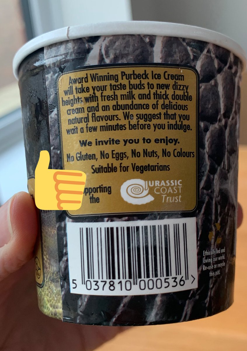 Fantastic #allergy awareness and brilliantly helpful staff at Martin’s bar @WDLH. They gave us the allergy folder, and adapted the menu - hooray!
And allergy-friendly dinosaur bone ice-cream from @PurbeckIceCream - what more could you want ! #allergyapplause 👏👏👏👏👏