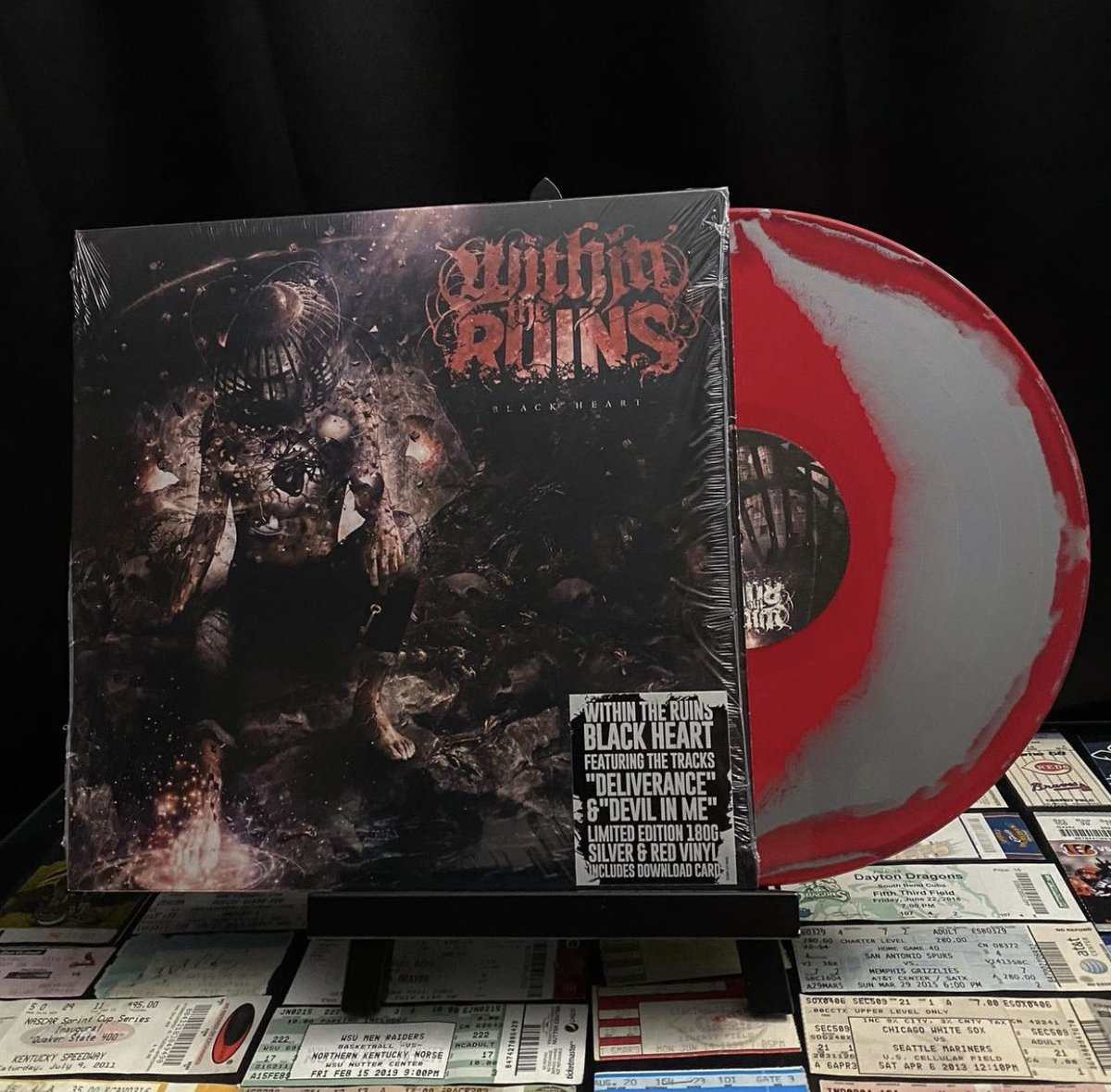 withintheruins's tweet photo. ‘Black Heart’ sure does look gorgeous on vinyl...
Tag us in your pics of the new record! 🖤🤘🏼
#WithinTheRuins #BlackHeart #eOneEntertainment #eOneHeavy #GoodfightMusic https://t.co/AXLB6WNHWO