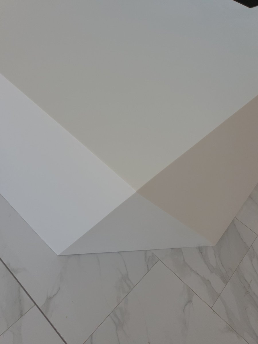 HawdonSurfaces's tweet image. We would like to introduce you to this absolute Beauty!... or should I say Beast as it is almost 4 metres in length and weighs an absolute tonne! 👀😍

#HawdonWorkSurfaces #SolidSurface #Seamless #Bespoke #Staron #LuxuryWorktops #LuxuryKitchen