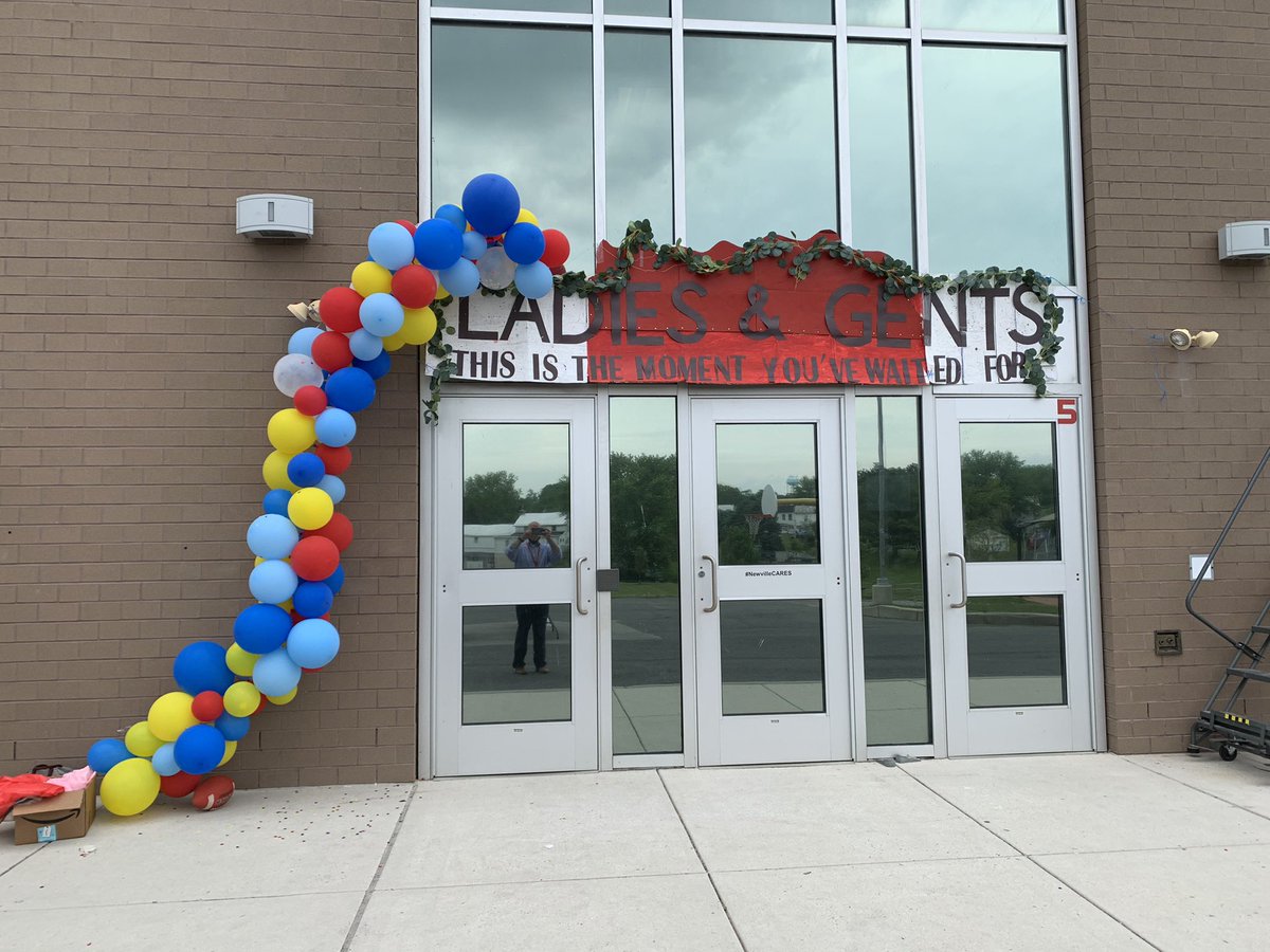 Six years of work, effort, persistence and growth culminates tonight at our 5th Grade Promotion. Everything was designed, planned and organized by our 5th graders as their Capstone Project!  We’re ready...I hope the weather is too! #NewvilleCARES #BSSDProud