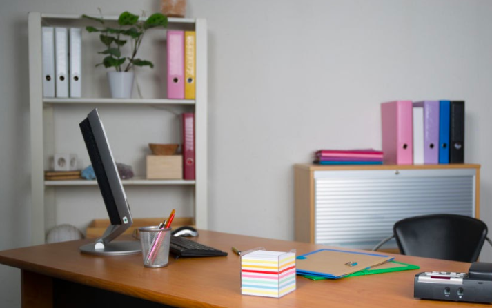 IDECorp's tweet photo. Make the most of #LeavetheOfficeEarlyDay by binge-watching the first season of #LearningUnwrapped! All episodes here: https://t.co/HQ9NZ3m2YE @nsulla https://t.co/t2VTEybOKe