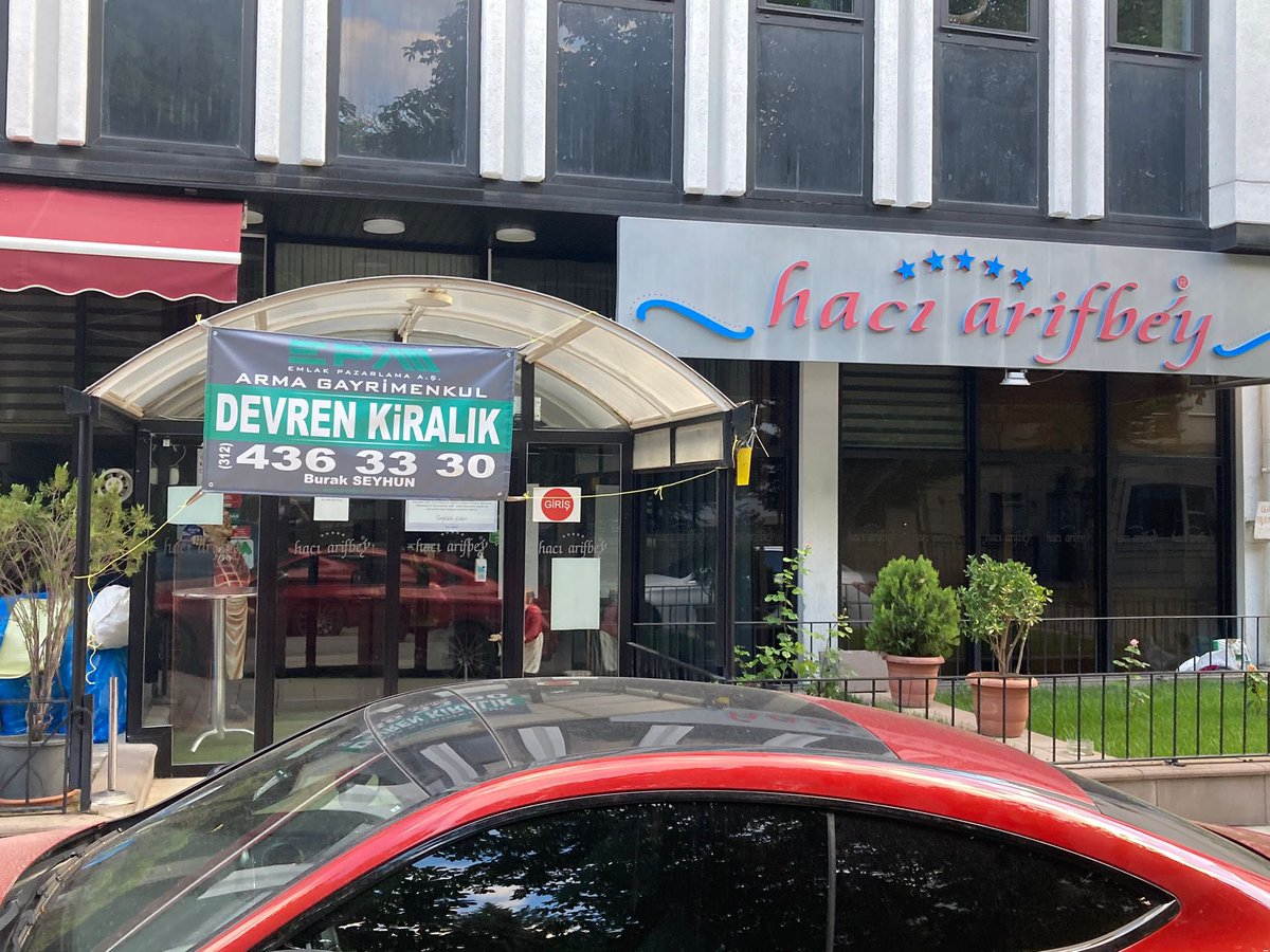 esenol's tweet image. Bir Ankara markası idi 
Onlarca insanın ekmek kapısı idi 
Söyleyeceklerim bu kadar değil
Tam 16 aydır okullar- ulusal önceliğimiz  olmalıydı 
Restoranlar desteksiz 10 aydır kapalı - desteksiz
Kapanmaları ile salgın kontrol edilemedi
Günah keçisi oldular 
Bitti