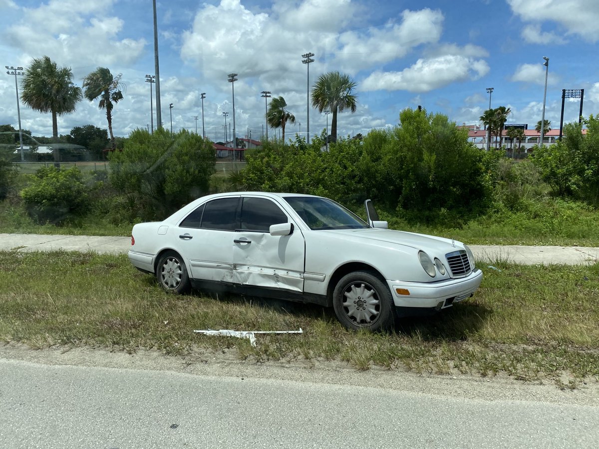 Driver of this car ran over cop’s foot in Palm Bay, was chased and caught in Cocoa just now.
