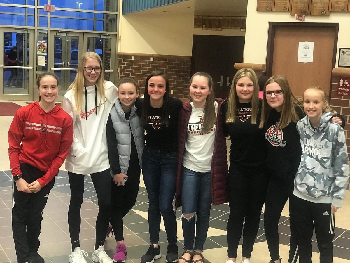 BlackhawksLady's tweet photo. For anyone coaching youth sports, let your love be louder than your opinions. We can’t wait to get back to our normal activities and see all of our players back together again. Summer Camp registration is open on our website.
#traditionstartshere #falbb #1fort #PTB https://t.co/LKpGPc46Ho
