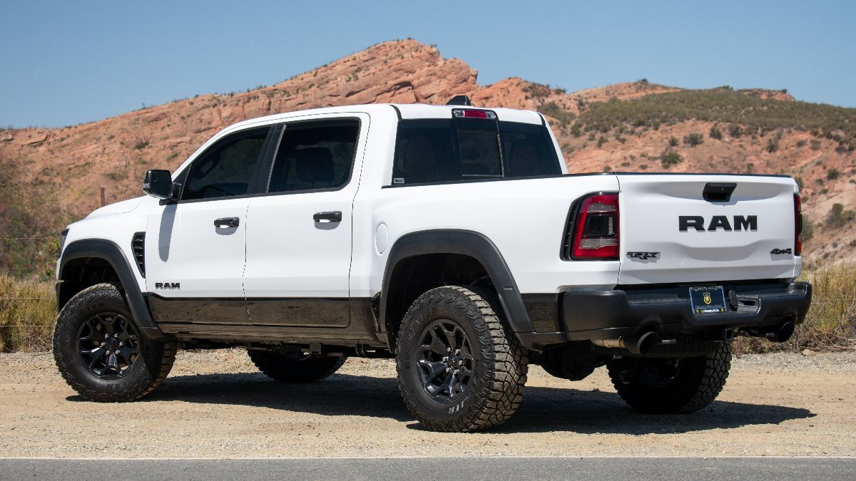 CAMotoDirect's tweet image. 👉 Absolute Beast 702HP 2021 6.2L V8 Ram 1500 TRX #ForSale w/350 Miles! CLICK TO VIEW &amp;gt; ocmotorsdirect1.com/pre-owned-cars… 

#Auto #wednesdaythought #automotive #WednesdayMotivation Follow us @CAMotoDirect or @OCAutoX for #Deals on #Cars and #trucks or visit our #SoCal dealerships today👇