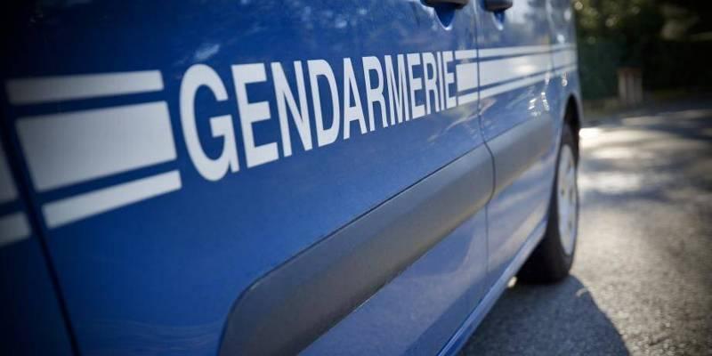 Nice_Matin's tweet photo. Panne des numéros d'urgence: voici les numéros que vous pouvez composer dans les Alpes-Maritimes https://t.co/ifbzeJylV3 https://t.co/6qChBJNArY