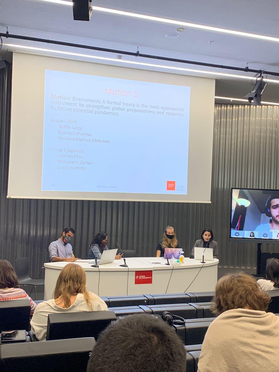 ManoswiniSarkar's tweet image. Today, in the concluding class of the course &apos;Global Governance and Health: Problems, Politics and Policies&apos;, taught by Prof. @SuerieMoon at @IHEID, we debated the need for a formal treaty to strengthen the global preparedness and response to future potential pandemics.