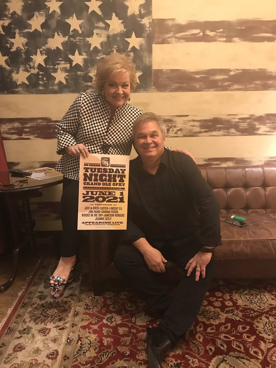 Sheri Easter tweet media