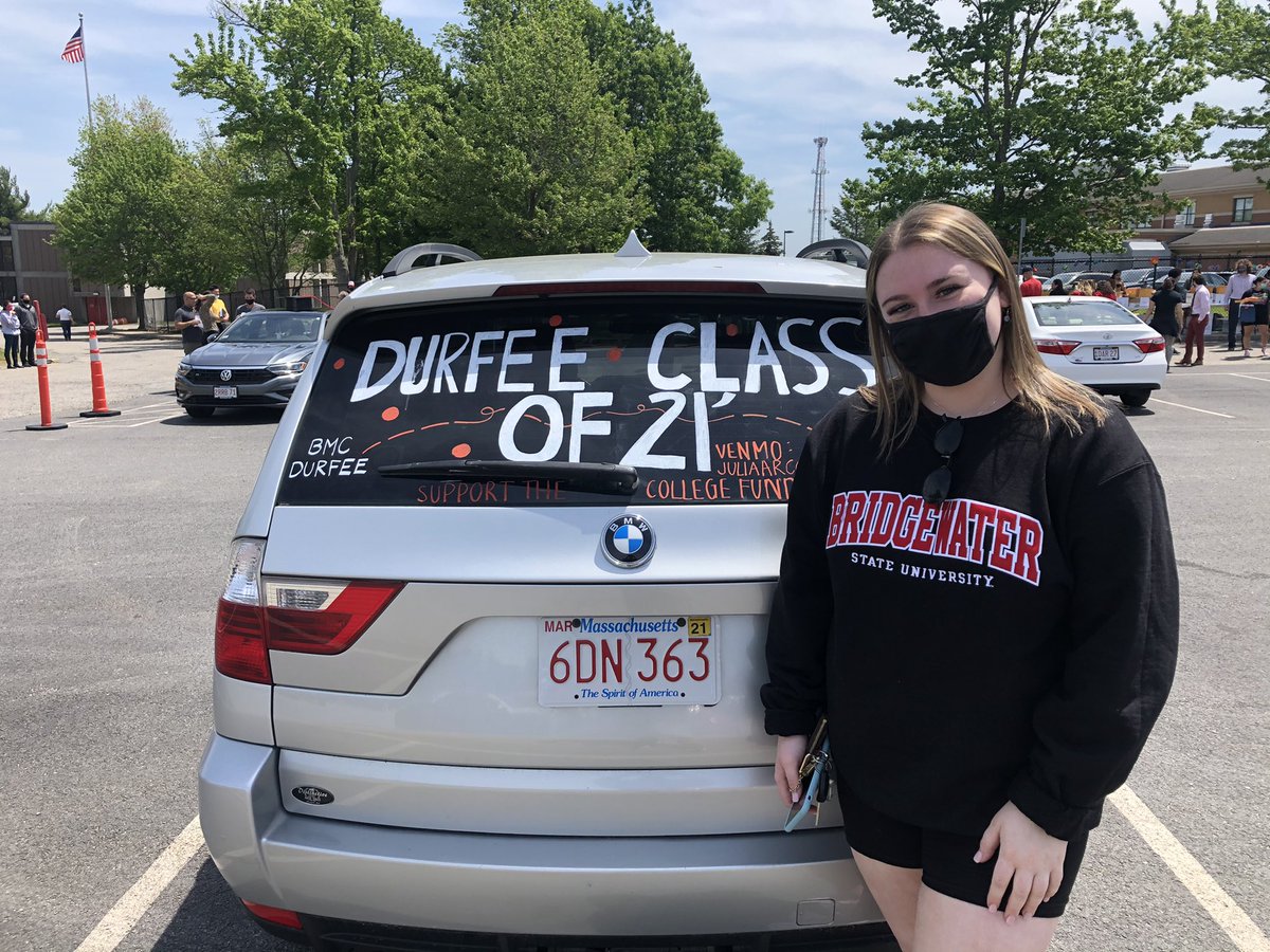 MistaCosta360's tweet photo. Senior Checkout Day- it’s getting real 🥺 https://t.co/PBWBsk1Afm