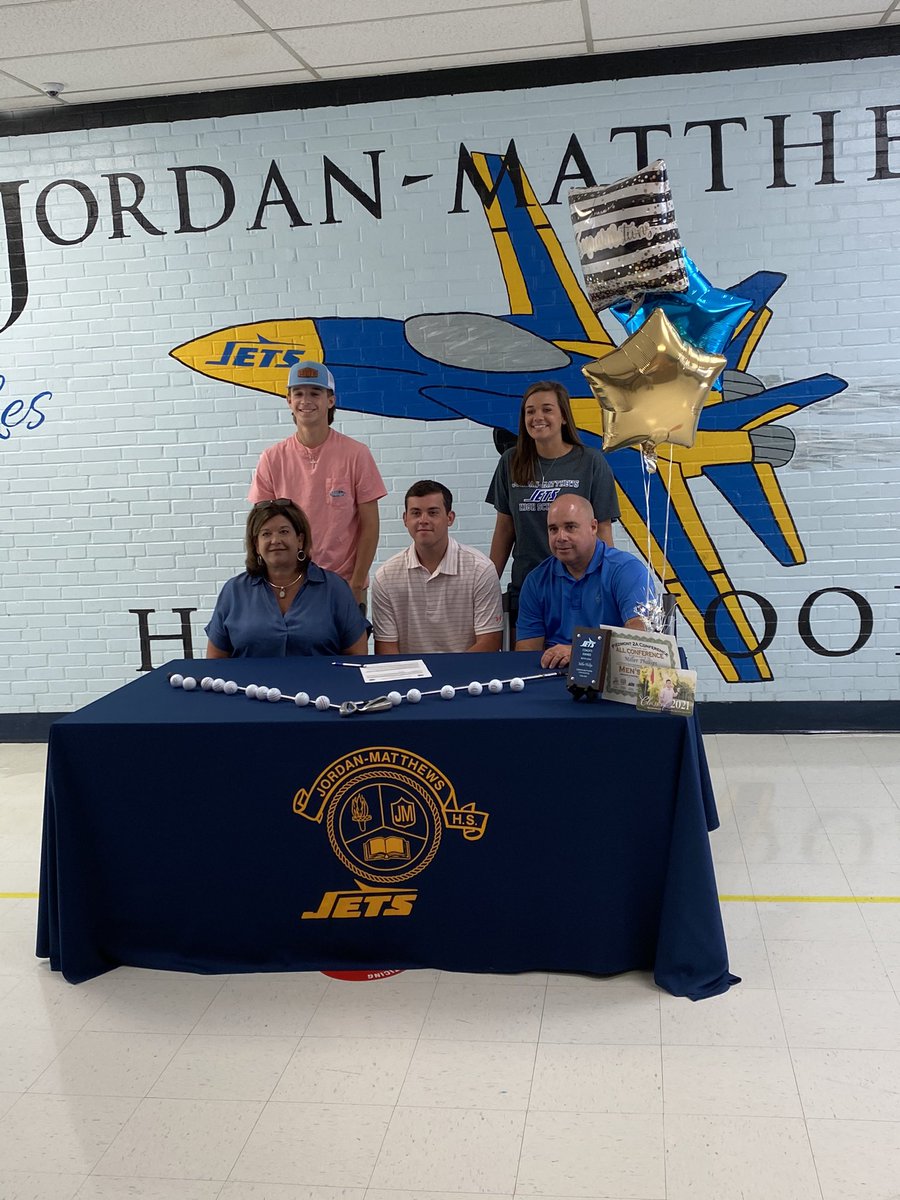 Miller Phillips has signed his letter of intent to play golf at CCCC next year! We’re excited to have you at Central Carolina!

Go Cougars!