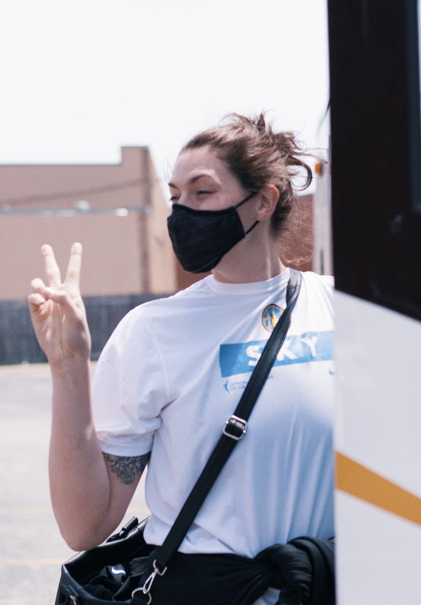 chicagosky's tweet image. Headed to the dry heat. 🌵

@Aries_Charter | #skytown