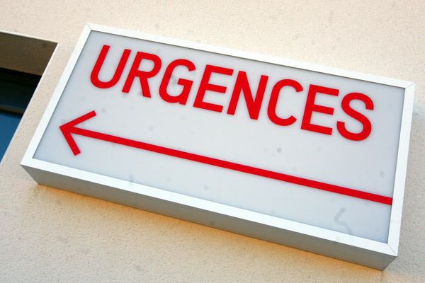 PANNE NATIONALE DES NUMÉROS D’URGENCE : voici les numéros de secours en Région Sud 👇

🚨 Dans les Hautes-Alpes 
Pompiers :  04 92 40 18 74 
Police 04 86 99 18 35 
gendarmerie 04 92 40 68 21.

🚨Dans le VAUCLUSE
Pompiers 04 90 81 69 43 et le 04 90 81 69 49 
SAMU 04 32 75 32 82