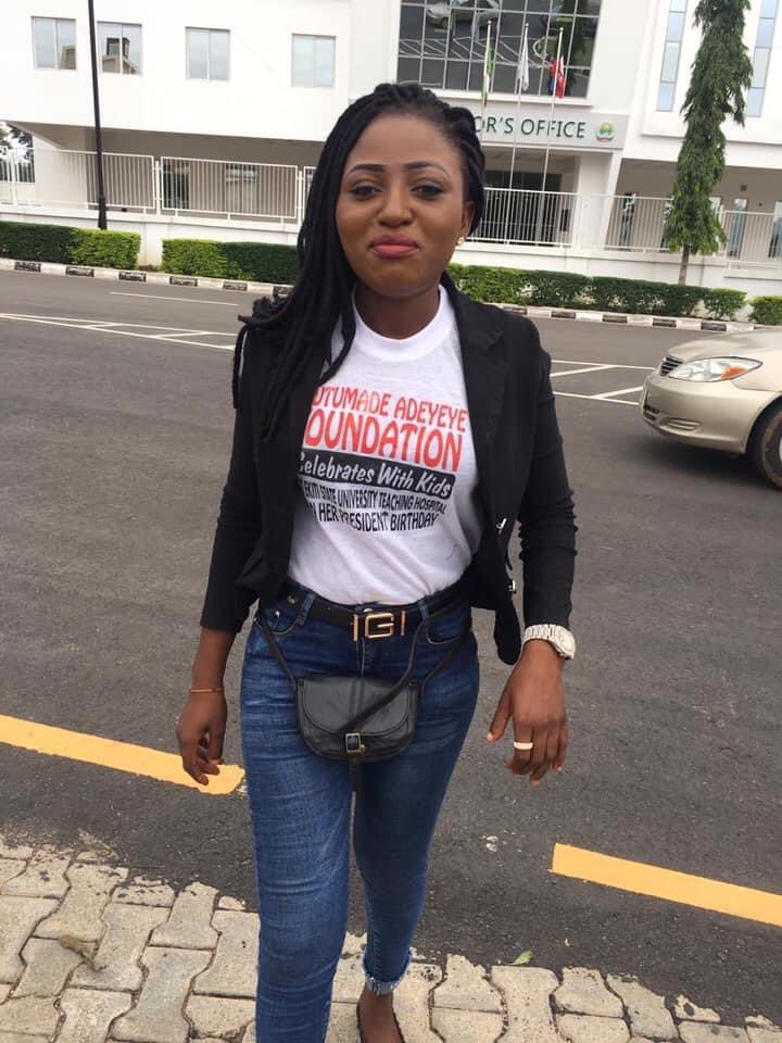 zaddyDara's tweet photo. Another missing person, her name is Adeyeye Adetutu, she lives around Bawa Ado Ekiti, the house opposite club 15 to be precise, she left the house yesterday leaving her 2 phones behind and since then can't be found. @Truthfully83 @DavidHundeyin Let's #FindTutuAdeyeye https://t.co/dPM77M6VKF