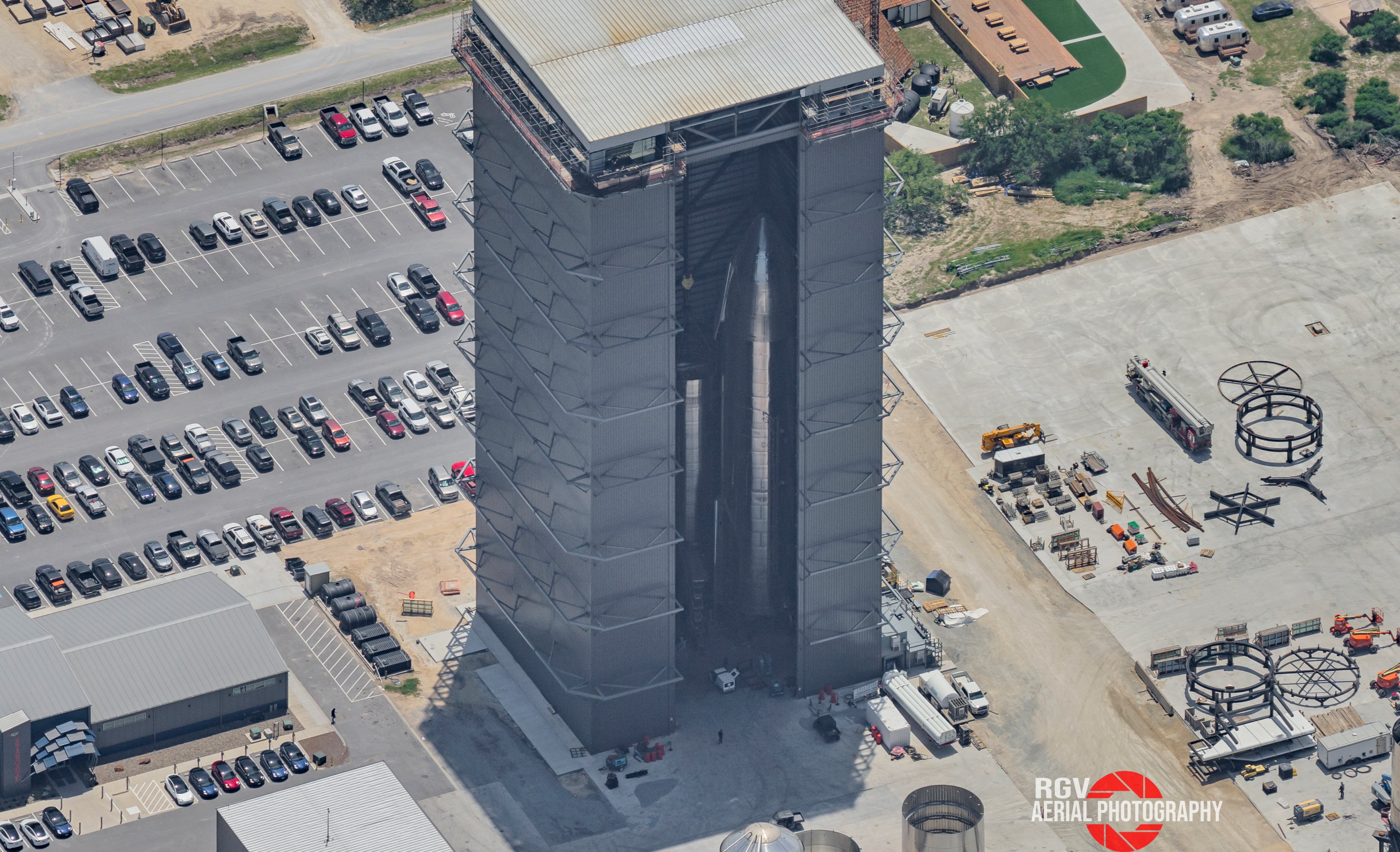 E25wf9aWYAQScNu?format=jpg&name=4096x409