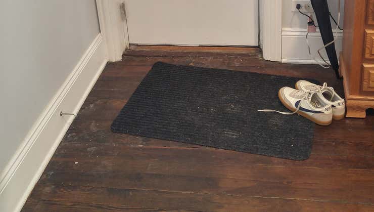 TheOnion's tweet photo. Report: Friend’s Apartment Not Nice Enough To Be Asking People To Take Off Shoes https://t.co/oK2cAABXhq https://t.co/tTkIBarUUs