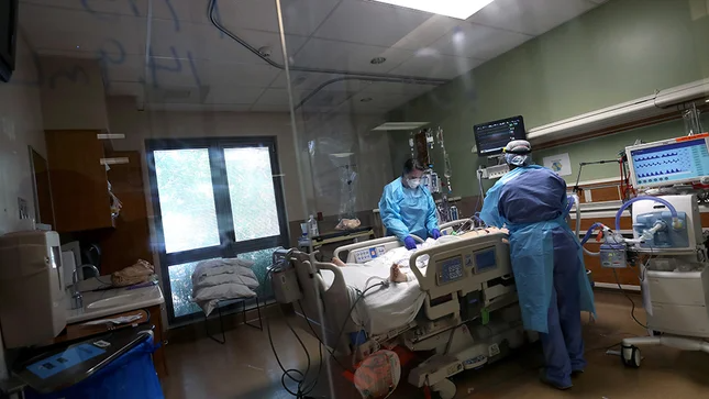 thehill's tweet photo. Conservative pastor hospitalized with COVID-19 after saying vaccines part of "mass death campaign" https://t.co/zXFqghGfd8 https://t.co/YRJlV3Zf0o
