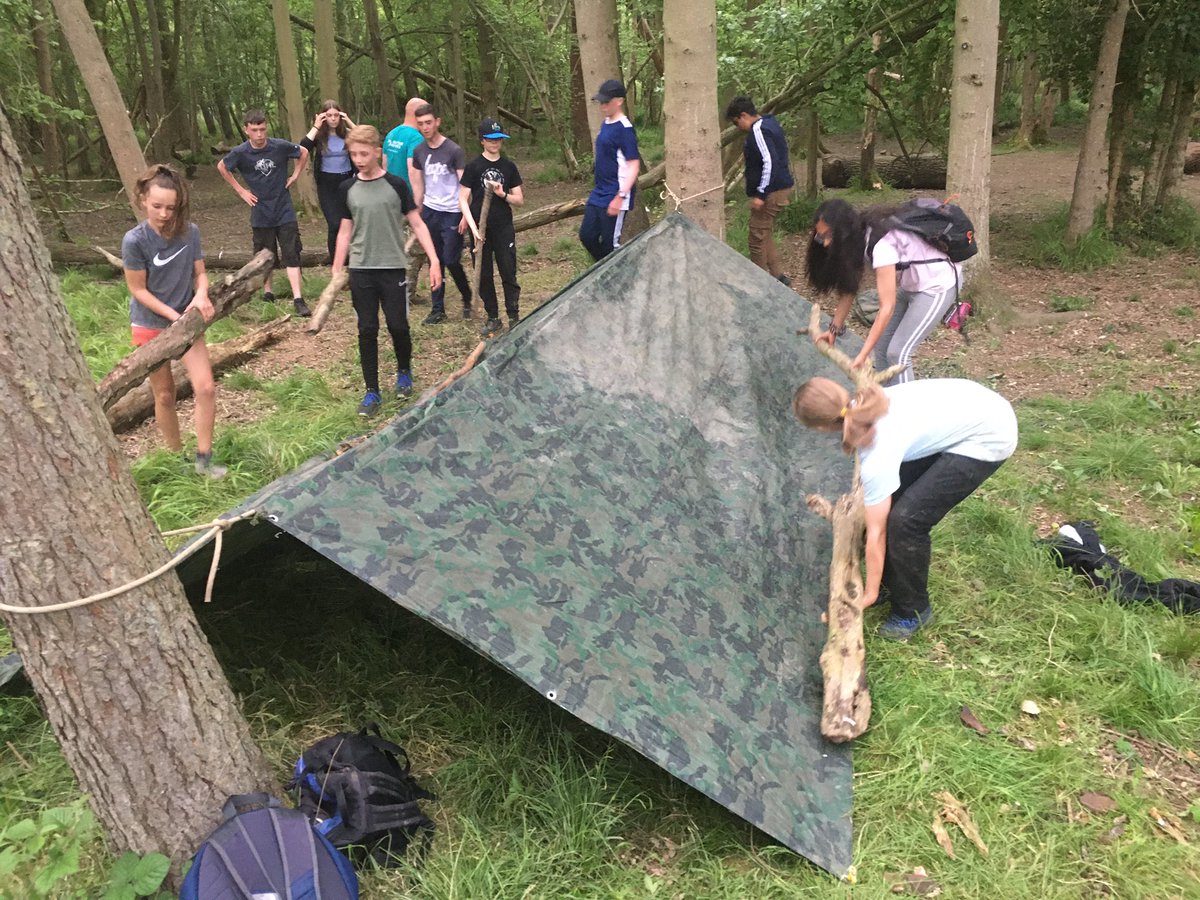 CSFOutdoorEd's tweet photo. Shelter building workshop in the woods. Well done Sophie’s team for a great shelter story 😊@KHVIIIOutdoorEd @KHVIIISchool https://t.co/D7olLWhIgn
