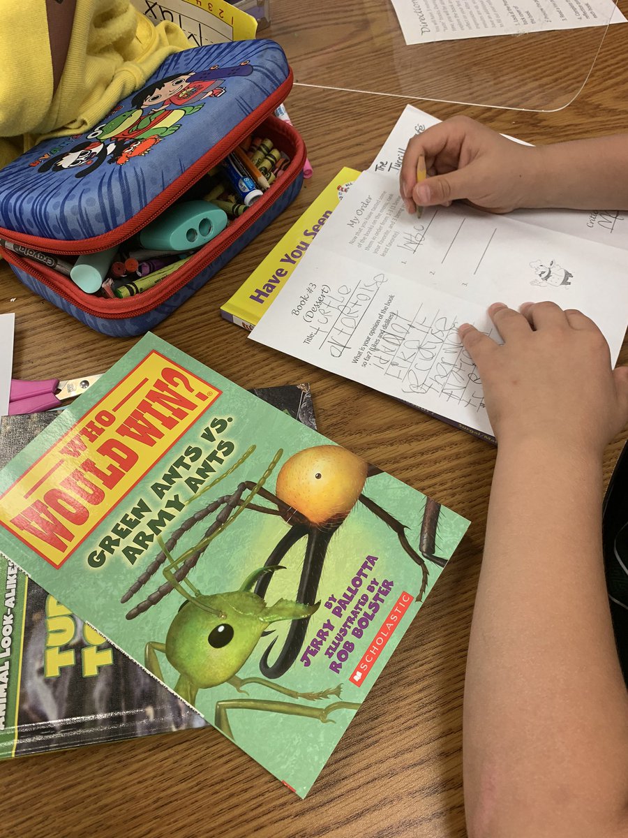 kristalwhite02's tweet photo. Hosted a successful book tasting for 1st grade readers today. Their top choices were definitely added to their summer reading lists! #LCliteracy #Essential1 #Essential8 https://t.co/hYLo1YNHsZ