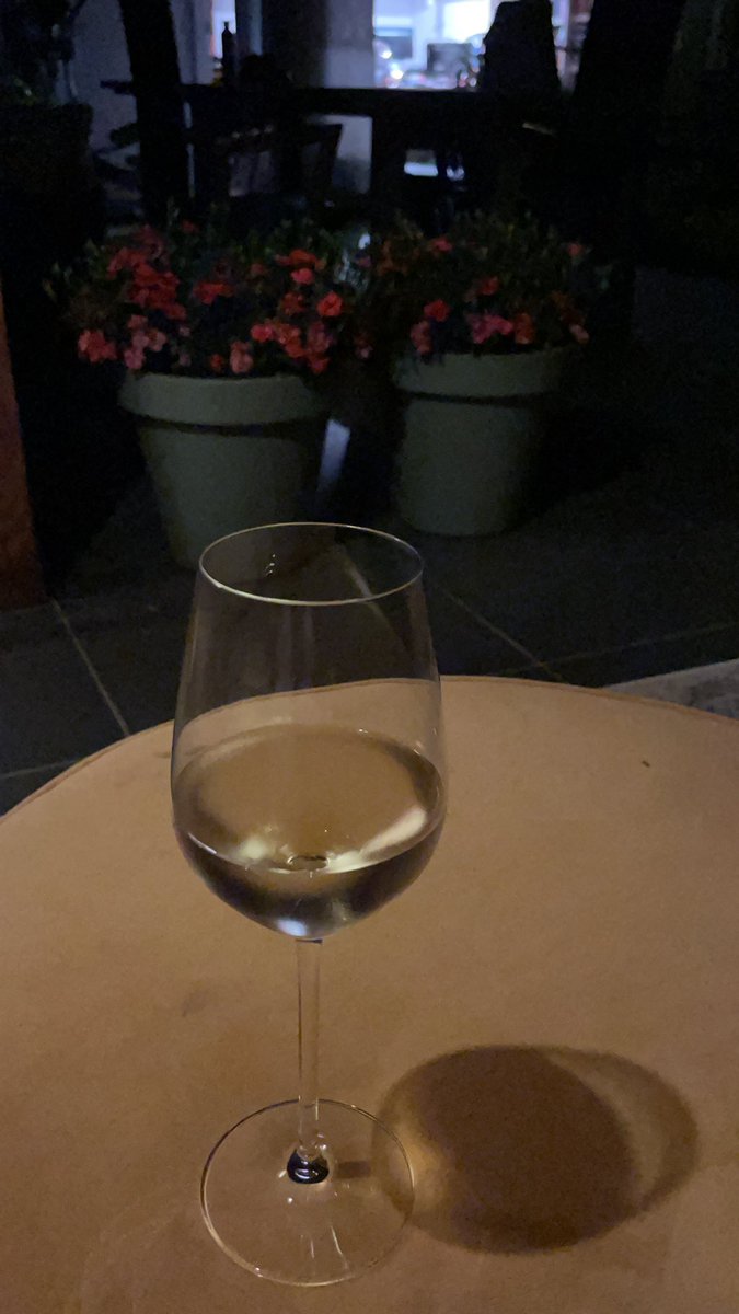 Een dag buiten met een wijntje af kunnen sluiten. De eerste keer dit jaar. Zo’n dag!