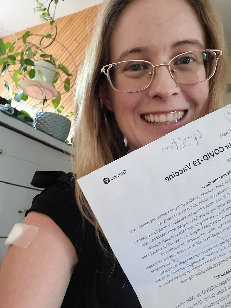 beccacrawford_'s tweet photo. Mme Crawford finally got her first #pfizer #covid19 #vaccine ! One step closer to a safer tomorrow! 😊💉🩹 https://t.co/I9m5L4QSUq
