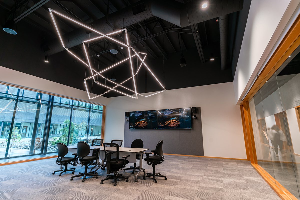 Project Highlight: Bremik recently completed the build-out of AbSci's office and lab spaces which included a collaborative town hall space, closed offices, meeting rooms, and a pharmaceutical laboratory space. The beautiful design was developed by @bora_architects