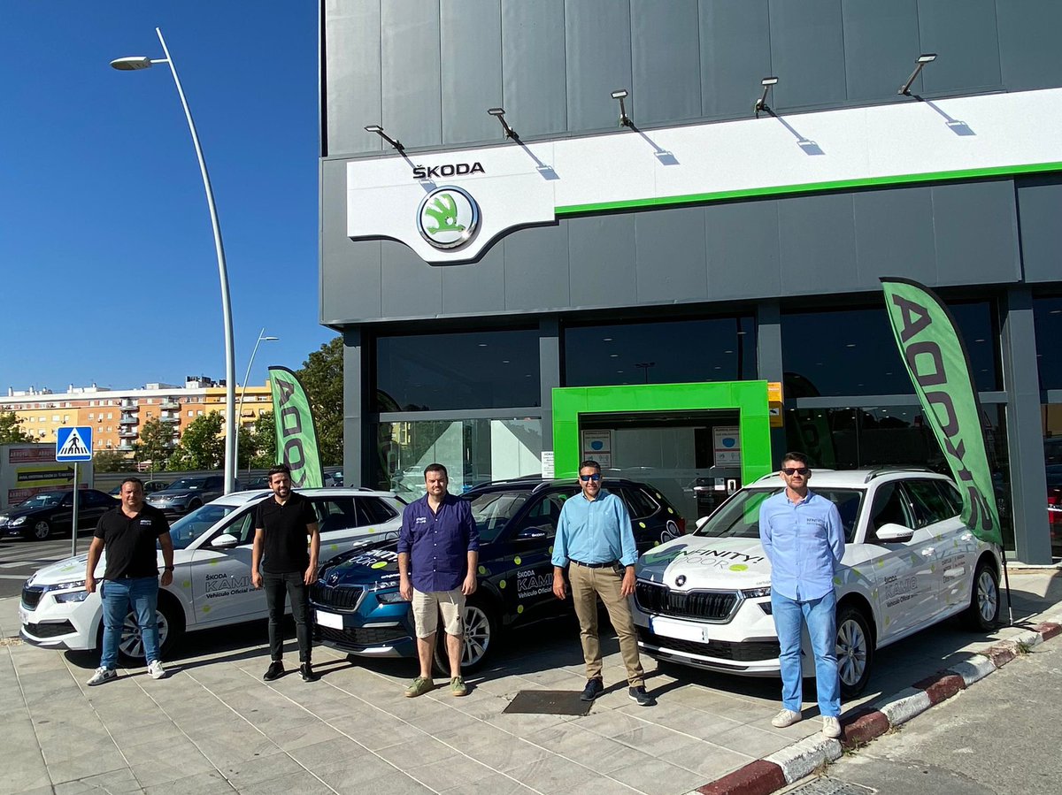 infinityindoor's tweet photo. NUEVO VEHÍCULO OFICIAL EN INTINITY❗️🚘 Muy contentos de anunciar en nuevo acuerdo de colaboración con @CARTUJAMOTOR 🚖 INFINITAS GRACIAS ☺️🎾⚡️💥#yosoyinfinity☝️ https://t.co/Gx6lrHDq2R
