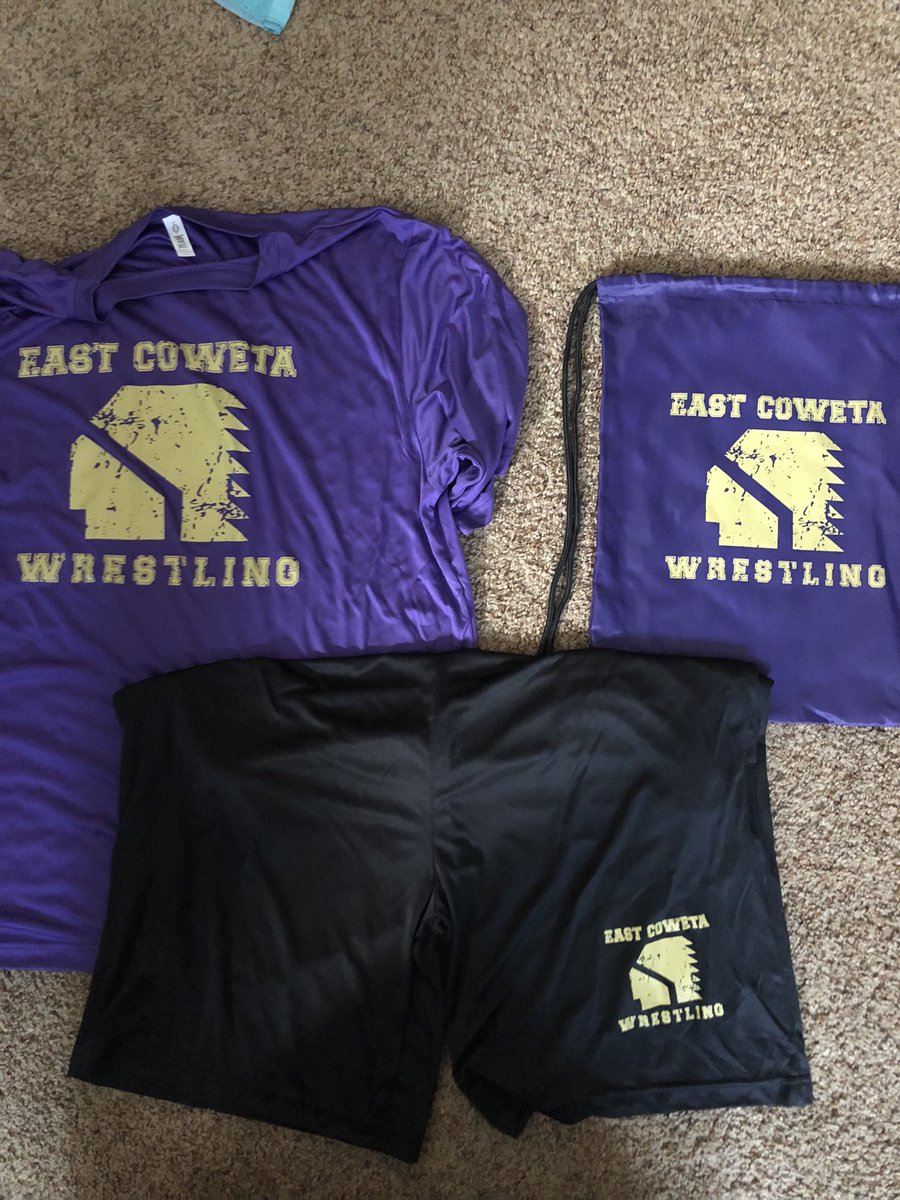 ECWrestle's tweet photo. Gettin ready for the summer Warpath Tour #tomahawkup #lunaticfringe https://t.co/loxmNnQsk9