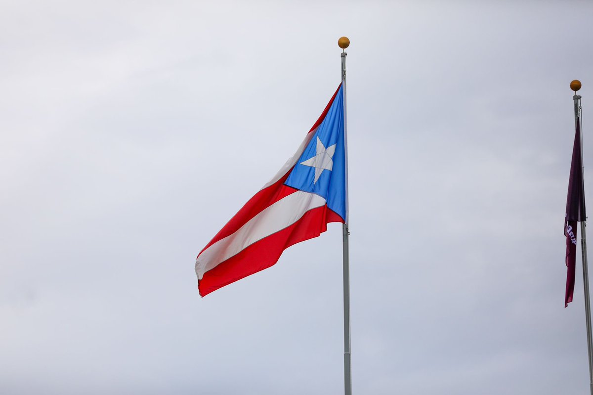 HuracanAzulPR's tweet image. ¡Aquí SÍ se juega fútbol! #NuestraSelePR 🇵🇷

Nada como jugar en nuestra 🏡 .