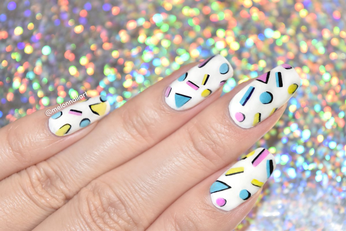 melonnailart's tweet photo. First, I wanted to create geometrical nail art inspired by the 80's patterns to welcome the new @holotaco collection but in the end, it looks like candy nails 😂💅🍬🍭 Can't wait to play with the new HT⚡️ I'm getting electrified! 🙈 @nailogical #holotaco #nailart #geometricnails https://t.co/h4UeVVYeX4