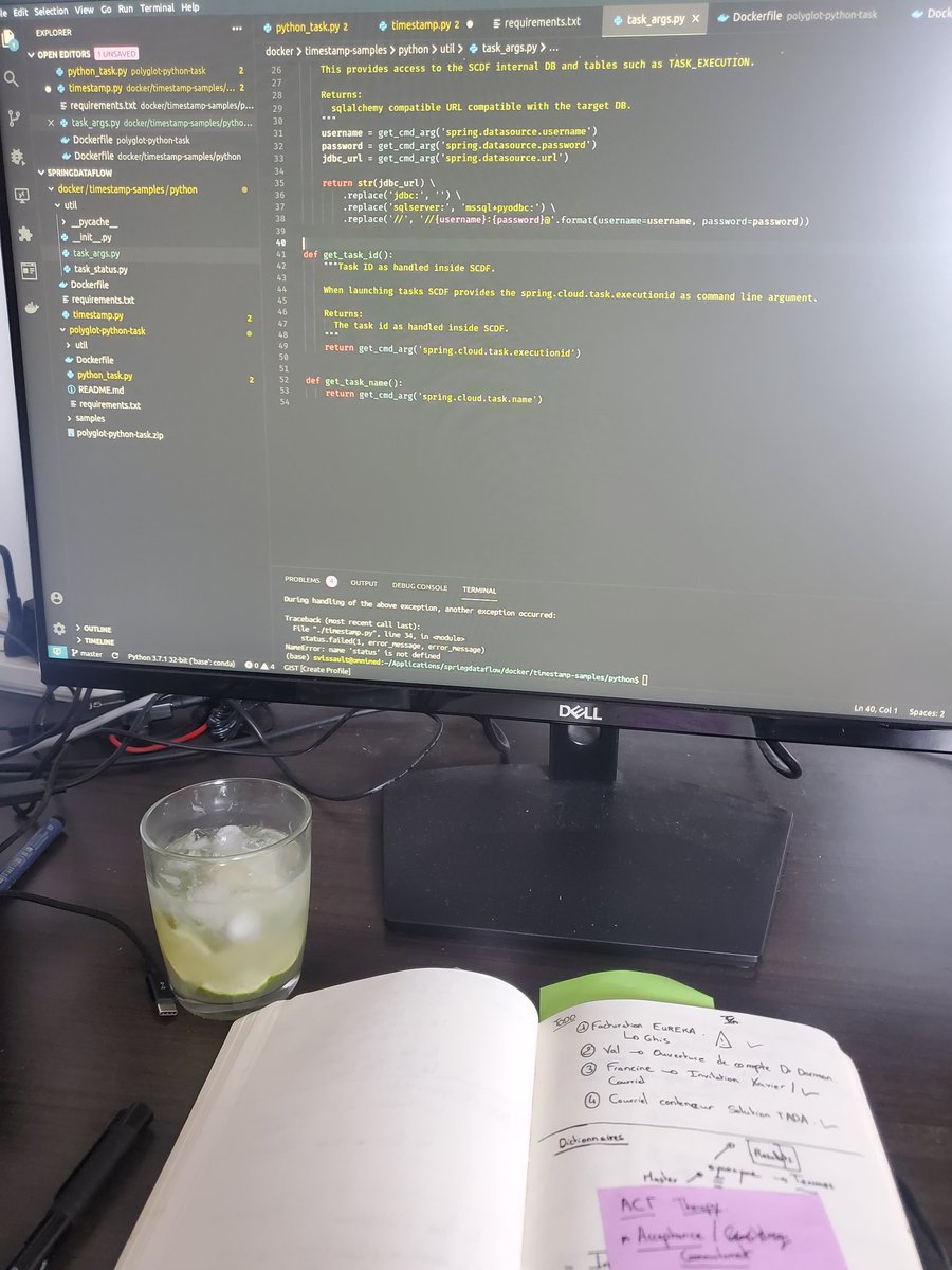 SVissault's tweet photo. Python + Conda + Docker + Caipirinha = Fun https://t.co/keCF0RHXAy