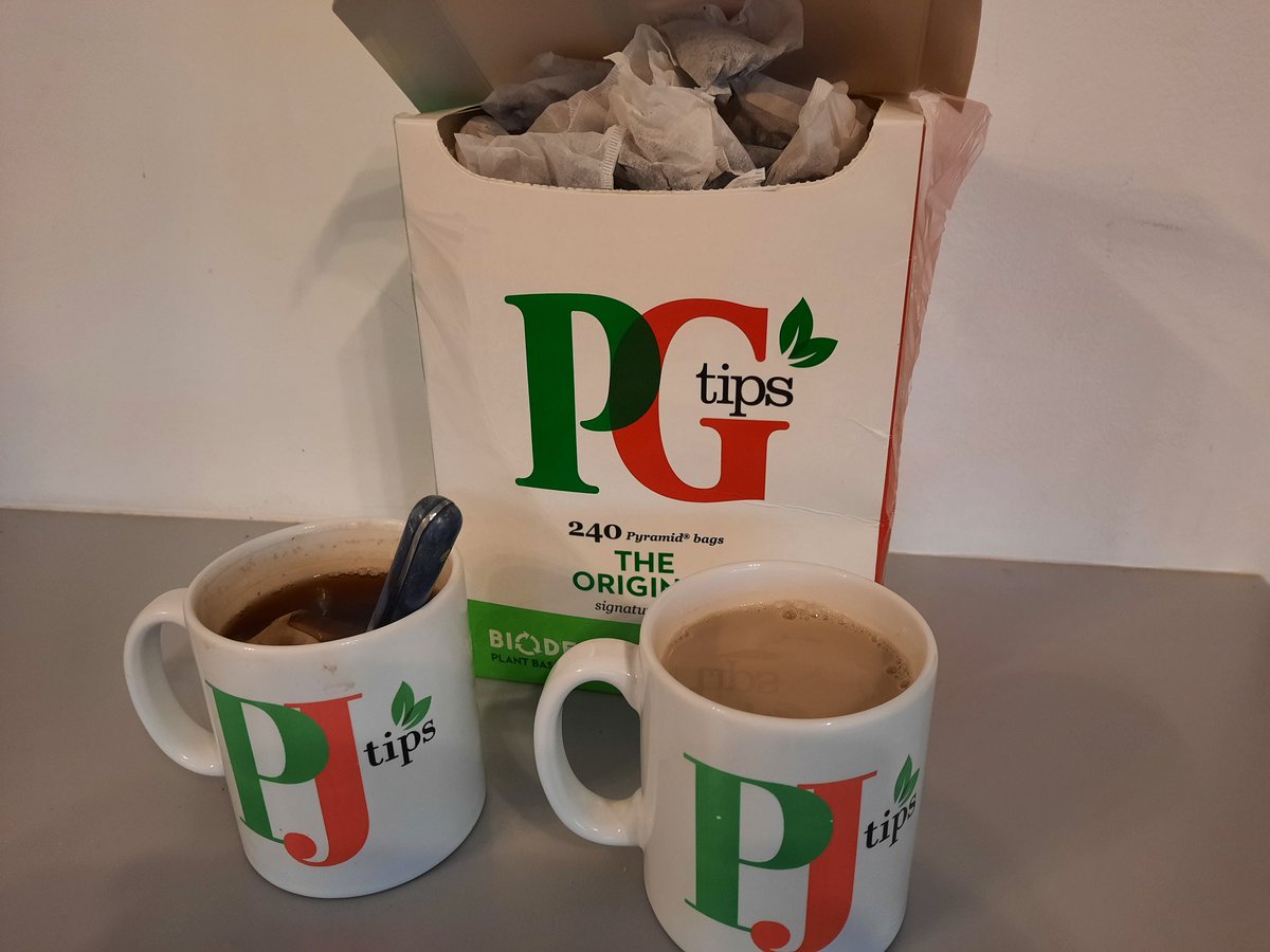 pauljohnstevens's tweet photo. PJTips business tips available with or without my favourite hot drink.
#leadingbusinesschange
#pjtips #podcast https://t.co/UAAtZVLTu5