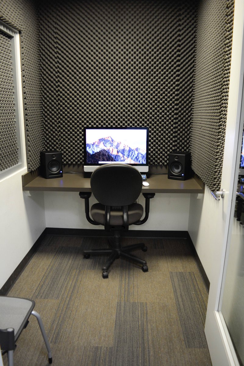 S+V Suites B and C are now available to book online! lplks.org/creative-suite…
Suites B &amp; C are equipped for Adobe projects, video editing, and digitization projects like tape conversion and slide scanning. Audio recording using mics and headphones is still on hold for the moment.