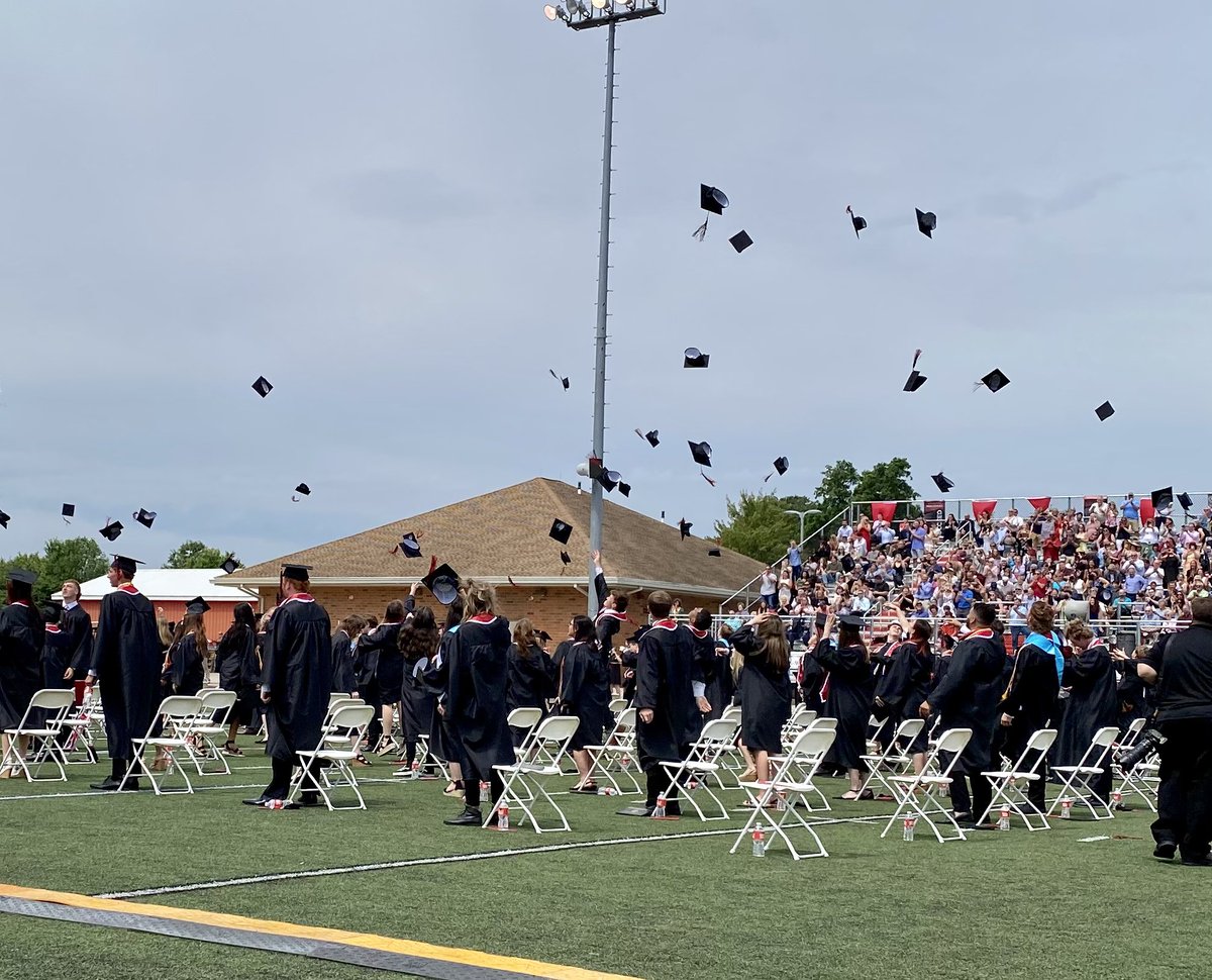 Linganore Lance FCPS☀️📗🎓 (@lhsjournalism) on Twitter photo Congratulations Class of 2021. <a href="/lhsclassof20211/">Linganore Seniors</a> Reach for your dreams—the future starts now. <a href="/LancerInsider/">Lancer Insider</a> @LHSDramaFCPS @Hanlon_FCPS <a href="/FCPSMaryland/">FCPS-MD</a> #Congratulations #Future #Classof2021 #onyourway Congratulations Class of 2021. <a href="/lhsclassof20211/">Linganore Seniors</a> Reach for your dreams—the future starts now. <a href="/LancerInsider/">Lancer Insider</a> @LHSDramaFCPS @Hanlon_FCPS <a href="/FCPSMaryland/">FCPS-MD</a> #Congratulations #Future #Classof2021 #onyourway