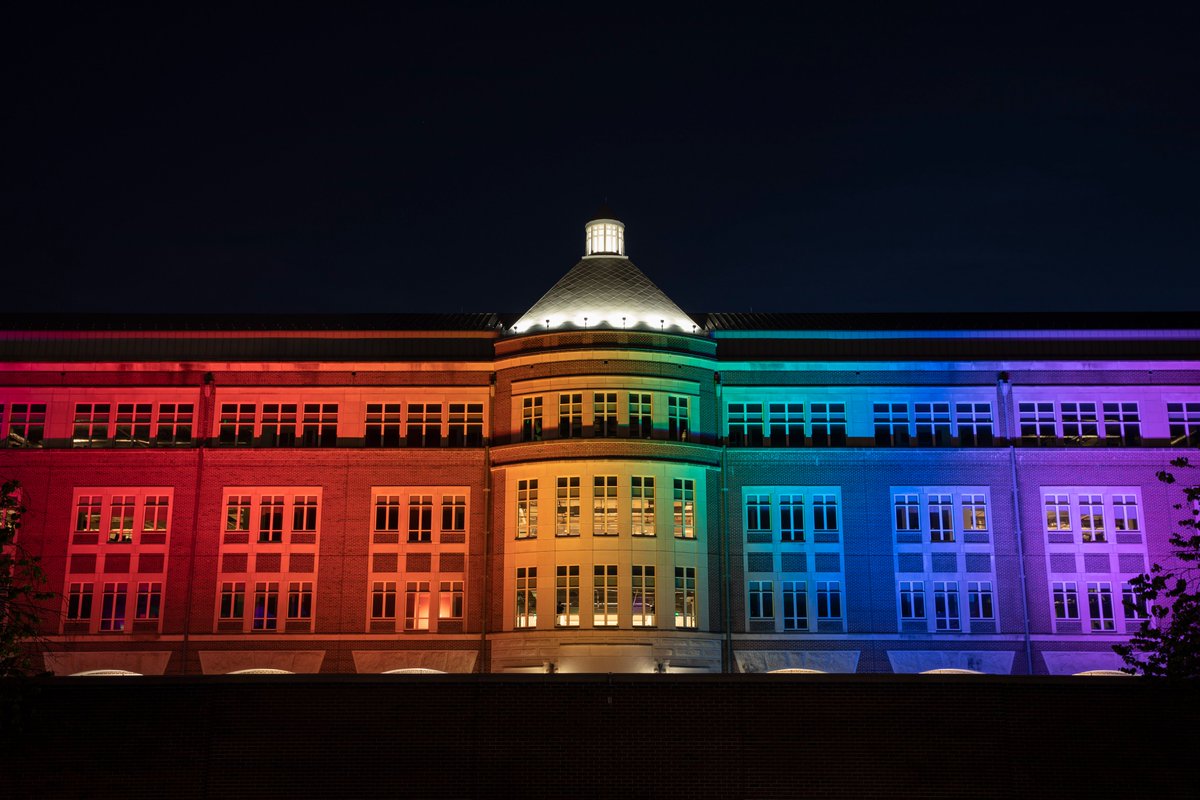 CallieField's tweet image. Excited to kick-off #Pride at @TMobile! Together, we make for a stronger company &amp;amp; better place for our employees &amp;amp; customers because DE&amp;amp;I are at the core of who we are. #UnstoppableTogether
