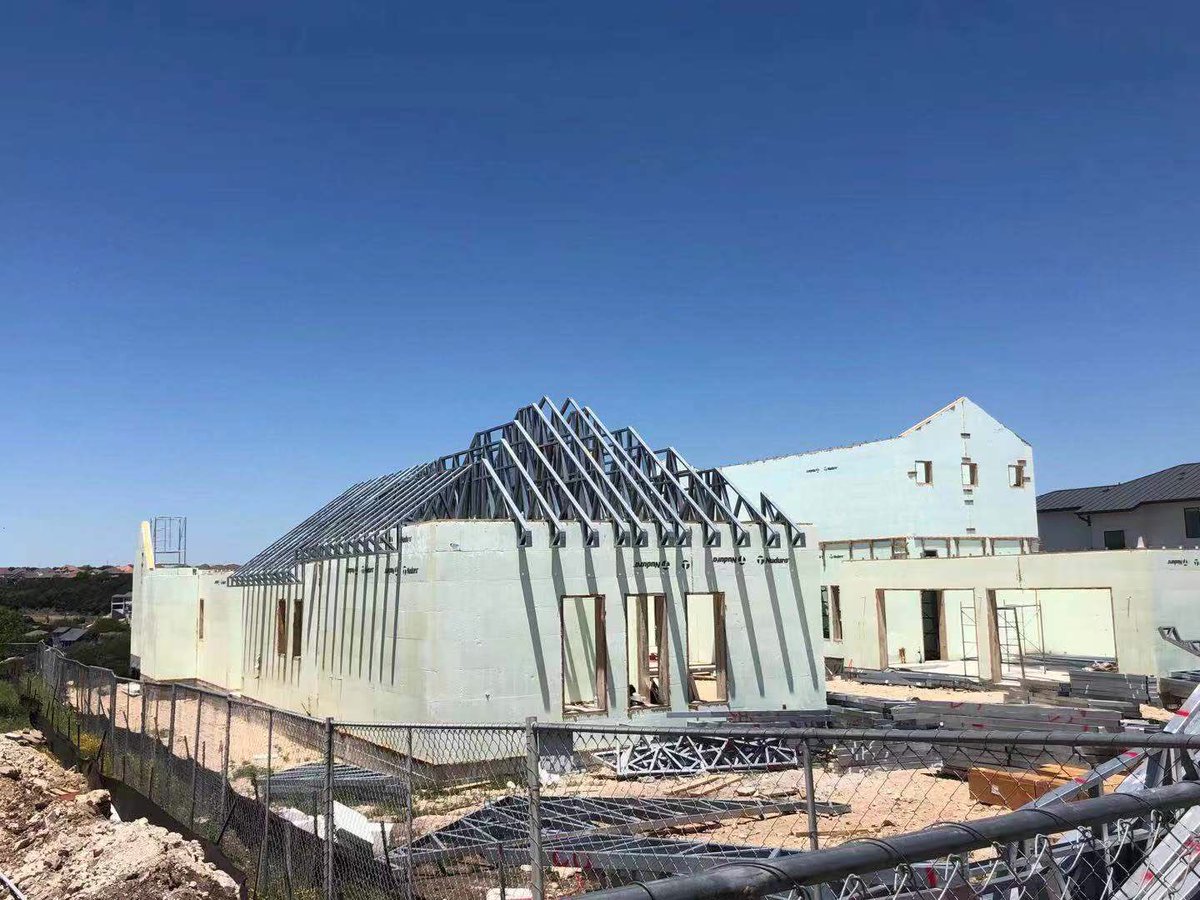 innometalstuds's tweet image. 💡Window openings were framed into the outside walls at factory, saving time and ensuring accuracy of construction🔩