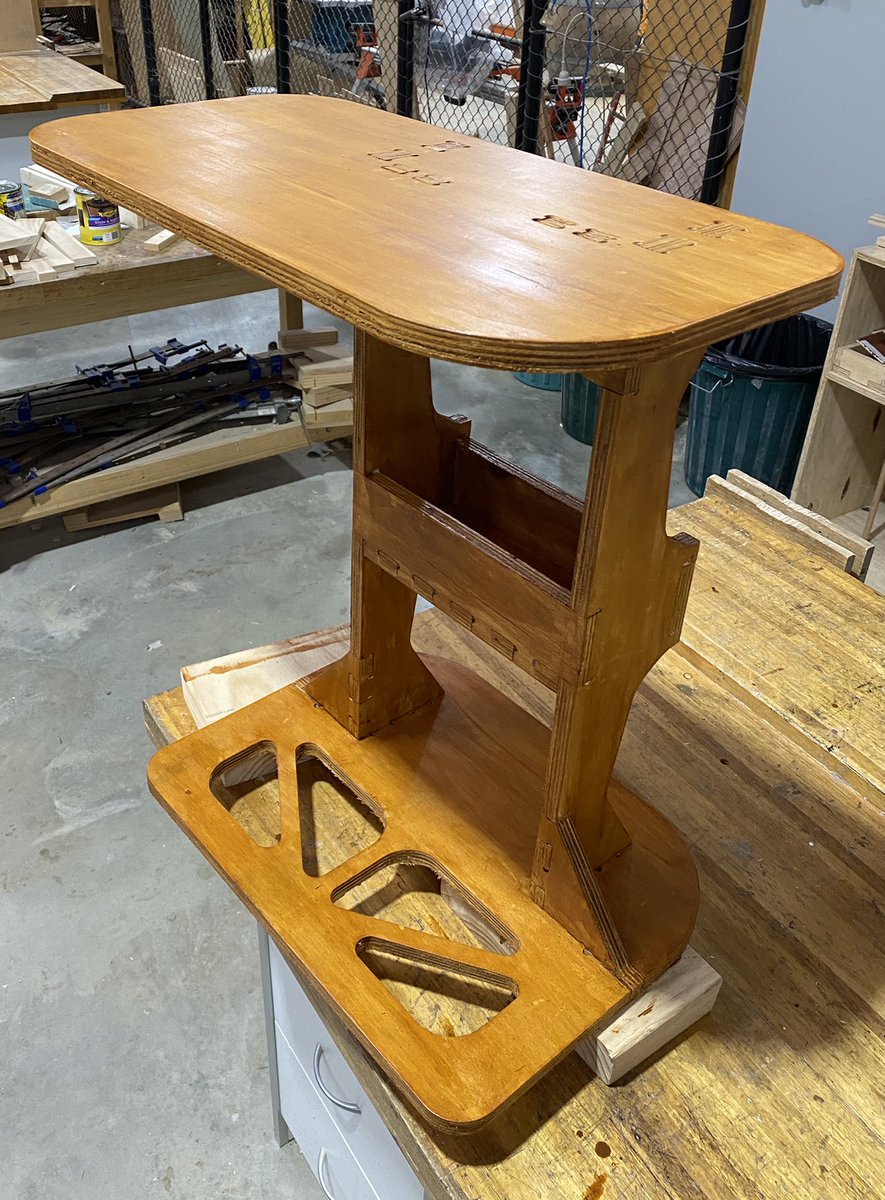 hex191516's tweet photo. Students designed a stable table for each end of the couch. First doing a 1/3 scale laser cut model prototype to a full-size final product. #stem #STEM #STEMeducation #woodworking #makerEdau #cnc #laercut https://t.co/cFfv9kF51Y
