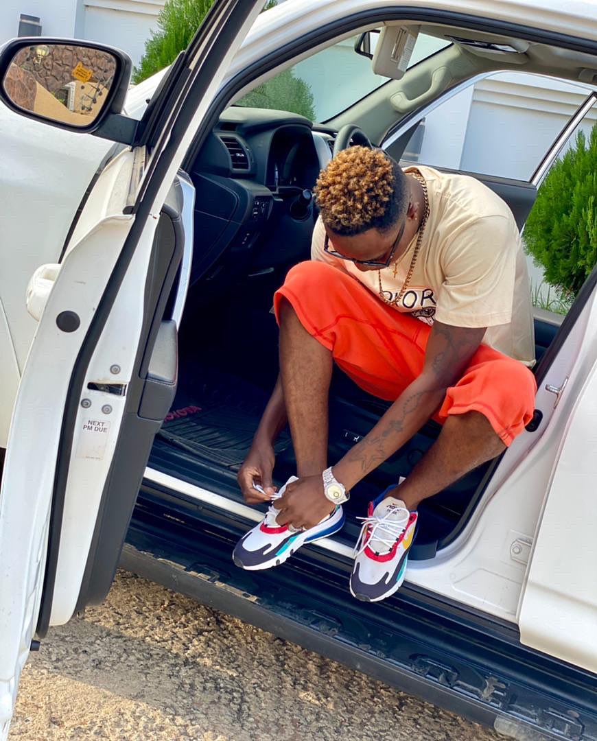 WizlaFinito's tweet image. #1Bad...with #1NewCar....We hail you ma Super Star ⭐️ 🙌🏾
@NattyLeegh_