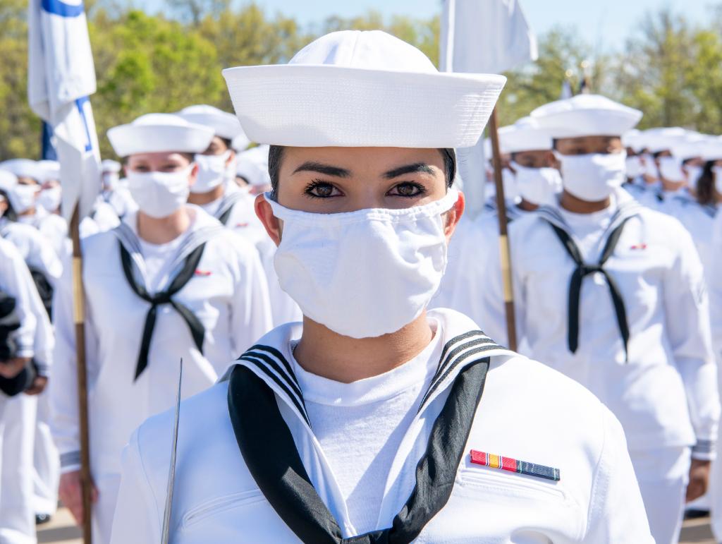 USNavy's tweet photo. @USNavy photos of the day: @USSHARRYSTRUMAN damage control training, #NBU7 trains in Okinawa, #USSHalsey #UNREP #USSRonaldReagan @Gipper_76 @INDOPACOM and recruits prepare to graduate @PublicRtc. ⬇️ info &amp; download ⬇️: https://t.co/VRcsgmpp0g https://t.co/yN8YPDHDWG