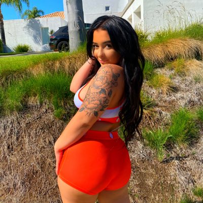 Danielle Cohn🖤 on Twitter: "#NewProfilePic…