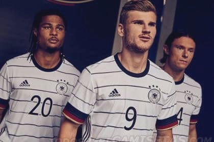 Brother_Busines's tweet photo. Celui qui Cite ce tweet en obtenant 
 - 0 J'aime
 - 0 RT
 - 0 commentaires 
Jusqu’à Samedi 20h et gagne 1 maillot d’Italie ou d’Allemagne player😎✌🏾

NB: 1 seul gagnant au TAS
@Brother_Busines https://t.co/oyBnWyKyuW