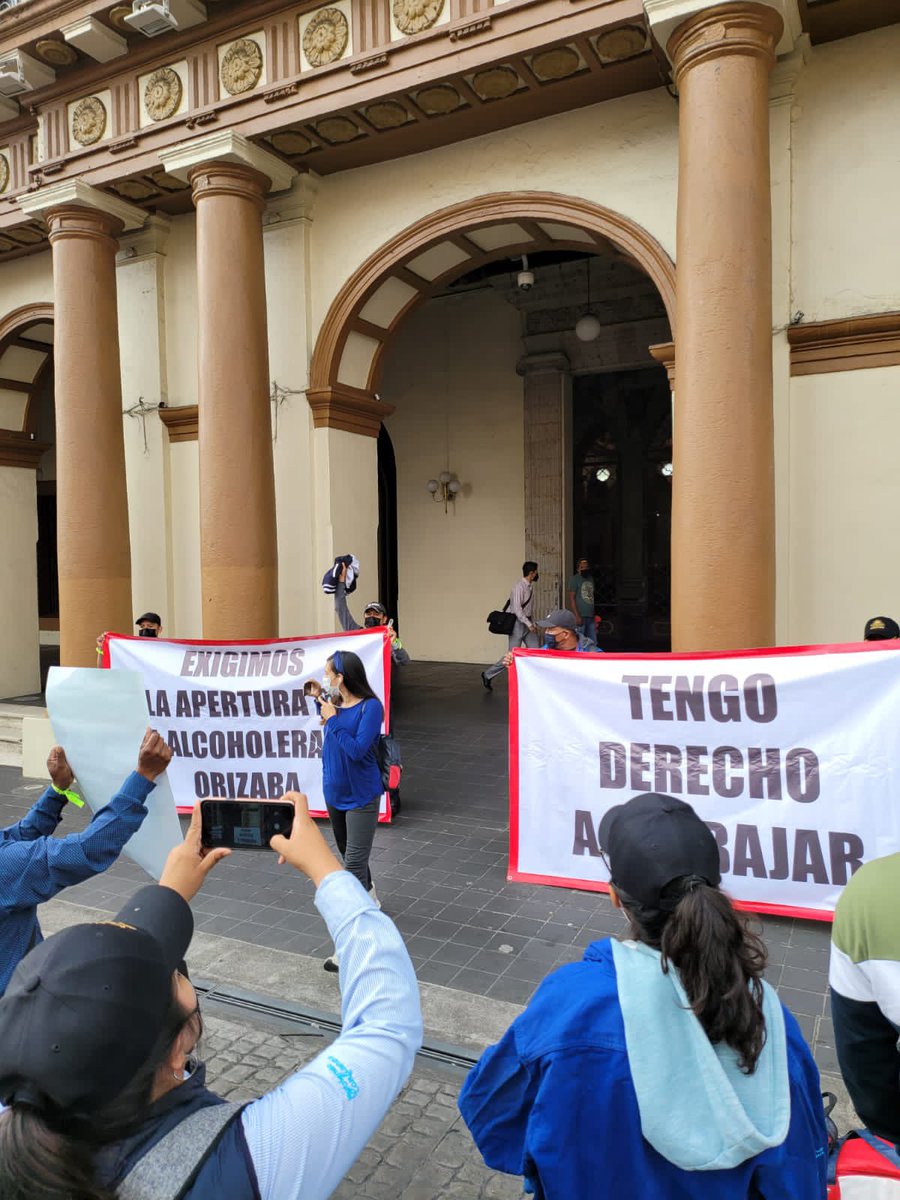 rebeca10504318's tweet photo. SEÑOR PRESIDENTE AYÚDENOS A HACER DE MÉXICO UN PAÍS JUSTO Y SIN CORRUPCION!  @lopezobrador_ @GobiernoMX @NTelevisa_com @lopezdoriga https://t.co/qdA8OTg8zL