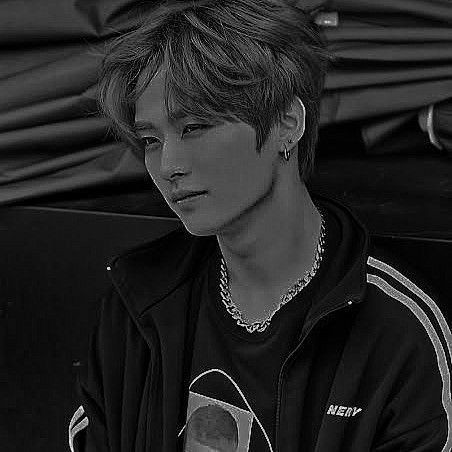 intro restart

Lucas Rome Chivaree 

• '98 liner 
• lmh fc
• n/sfw • cursing 
• ic
• new rpa but not new to rpw
LIKE/RT/DM for possible interactions.