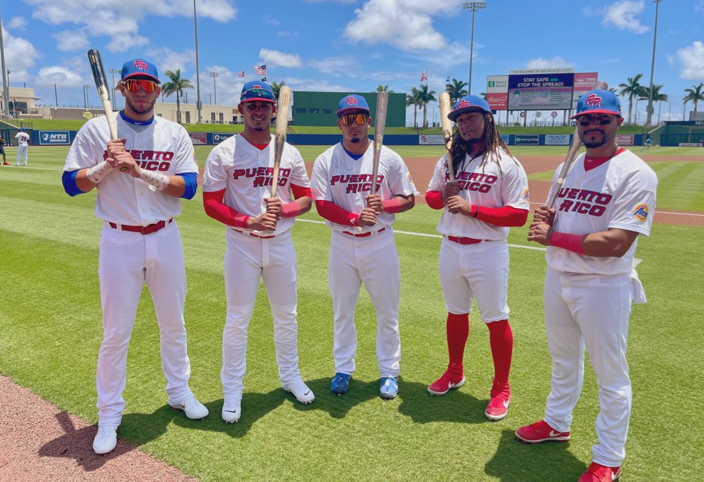 BeisbolPR's tweet photo. ⚠️ ¡Mañana se juega! ⚾️ El encuentro Puerto Rico🇵🇷 🆚 Estados Unidos🇺🇸, suspendido por lluvia hoy miércoles, fue reasignado para mañana jueves a las 11:00 am
#TodosConPR https://t.co/siWhZirCv2