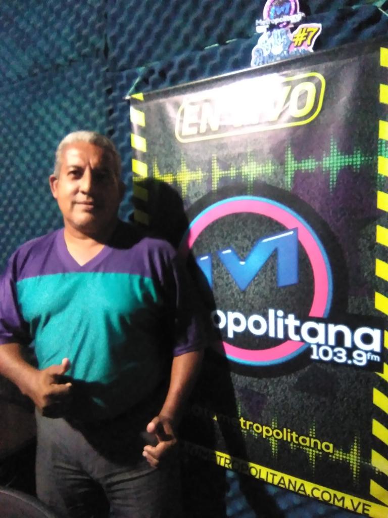TE INVITO A UNIRTE A MI STAFF DE ANUNCIANTES EN TU PROGRAMA "DE TODO UN POCO" DE LUNES A VIERNES DE 2 A 4 PM. SONANDO GRANDE POR METROPOLITANA 103.9 F.M.