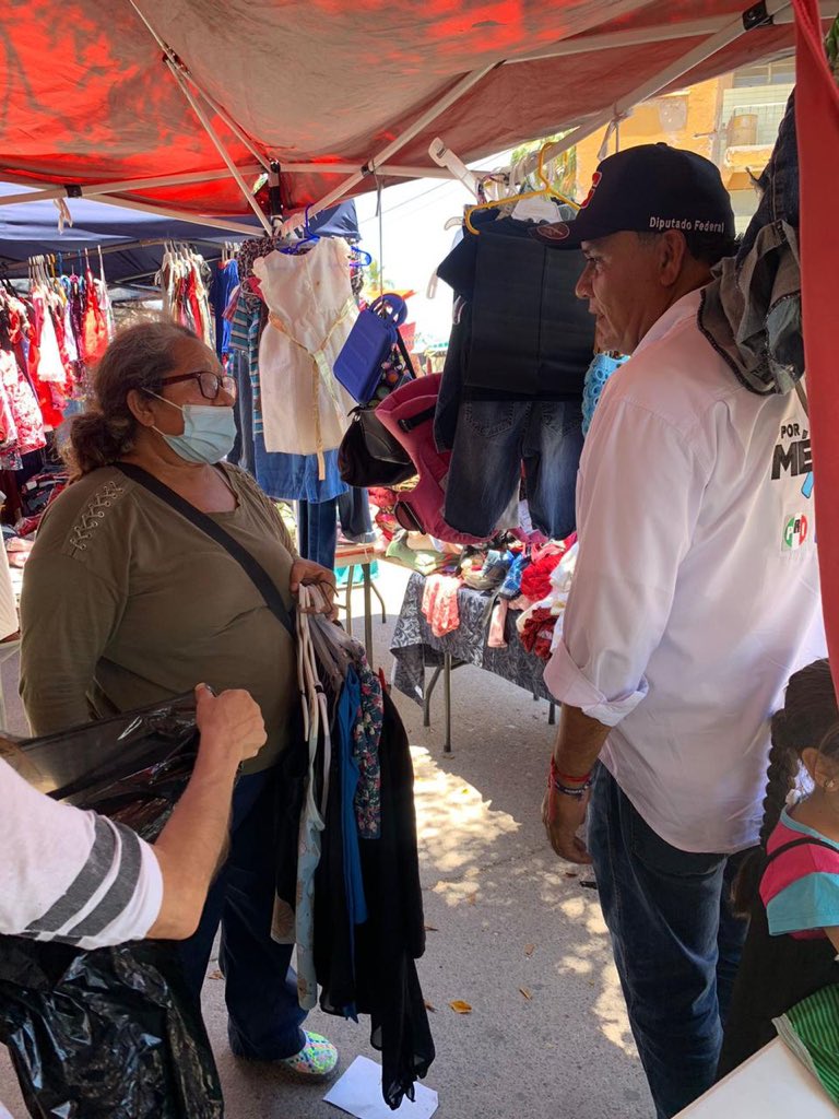 JesusElNegroS's tweet photo. Empezamos campaña caminando por las calles de #Guaymas, e igual cerramos. 
Han sido días de mucho contacto ciudadano en donde seguimos, hasta el último momento, llevando el mensaje de esta gran alianza. Este 6 de junio #VotaElNegroSaldaña https://t.co/EVA1rtA9Y6