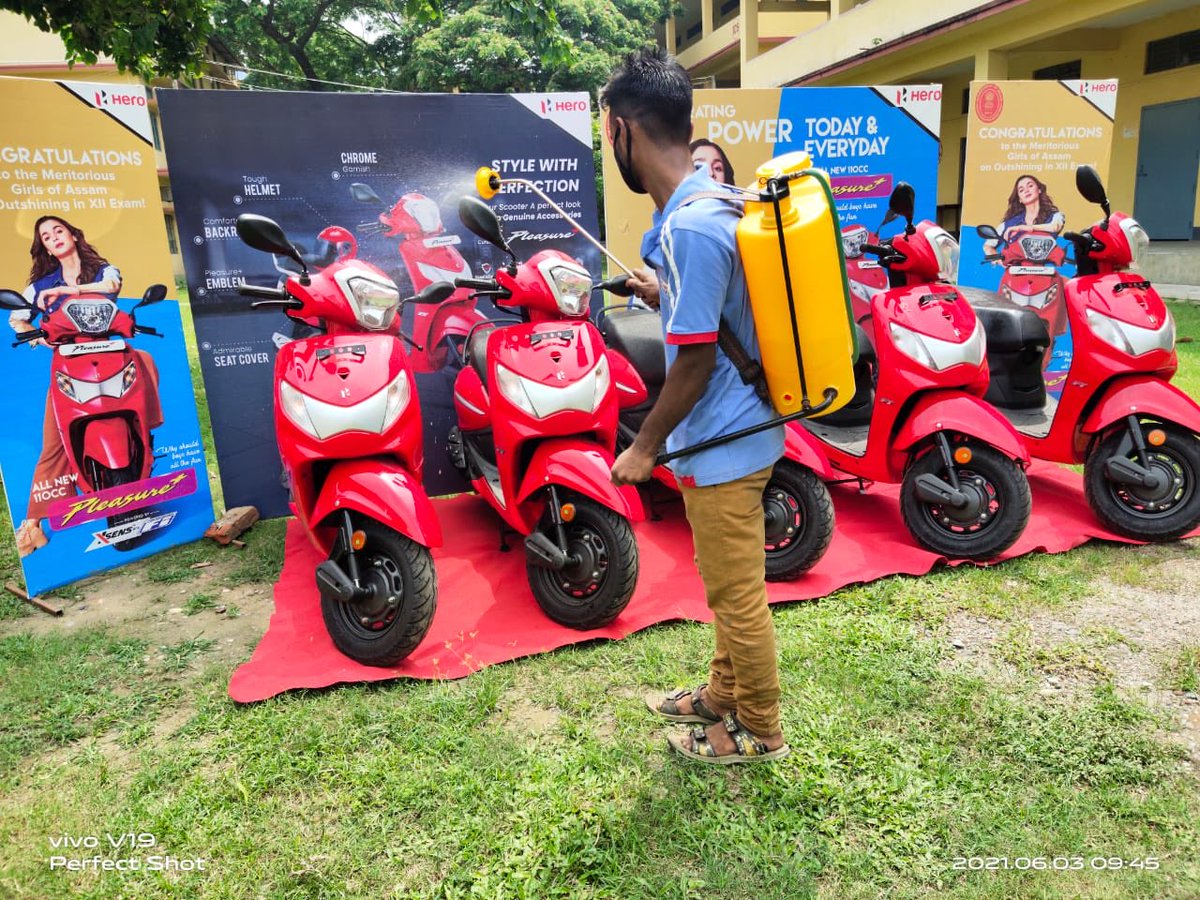 ranojpeguassam's tweet photo. We have started pending distribution of scooters to meritorious girl students from today observing Covid protocol. https://t.co/jx9fwHhRe1