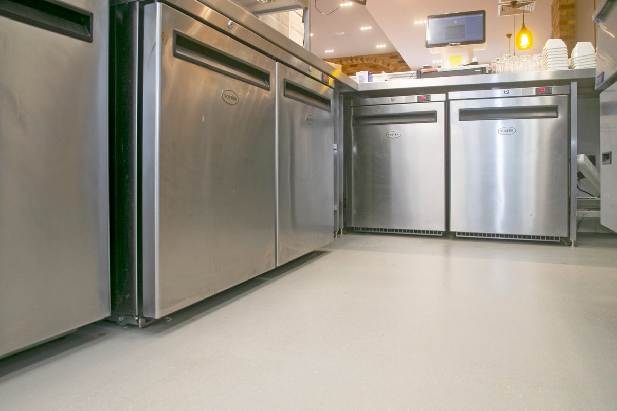A new resin flooring installation completed recently for a health conscious restaurant chain requiring an industrial finish to their seating area - DCP Cemflow system was installed in pebble. 

 We installed Resdev’s Pumadur system to the kitchen.

ow.ly/PWK750EXD6m